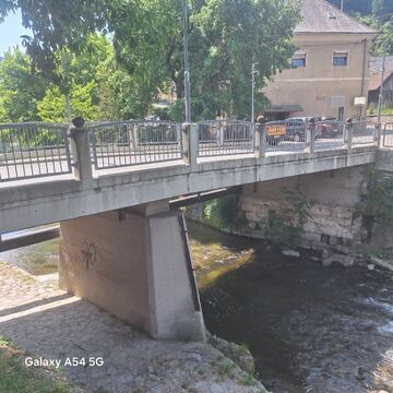 most pred čiščenjem